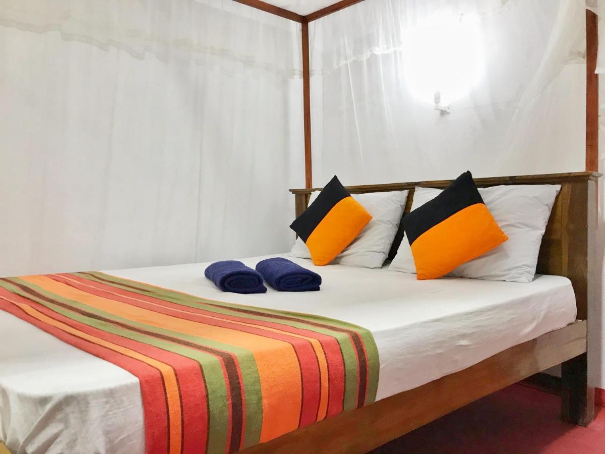 Double G Motel Weligama Exterior foto